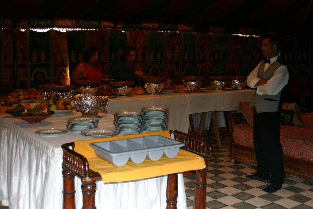 Hotel Riad L' Arganier D' Or Aït el Rhazi エクステリア 写真