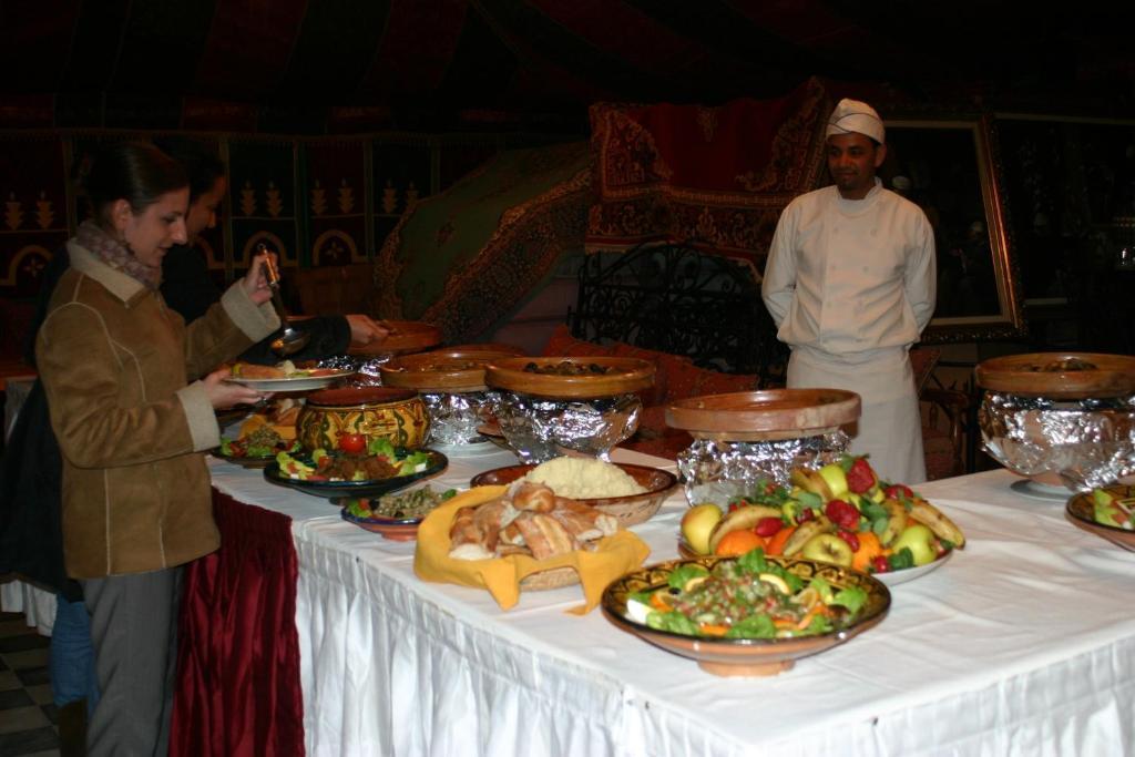 Hotel Riad L' Arganier D' Or Aït el Rhazi エクステリア 写真