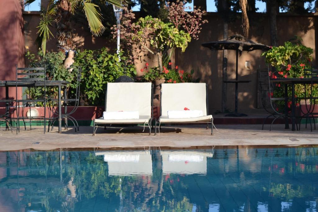 Hotel Riad L' Arganier D' Or Aït el Rhazi エクステリア 写真
