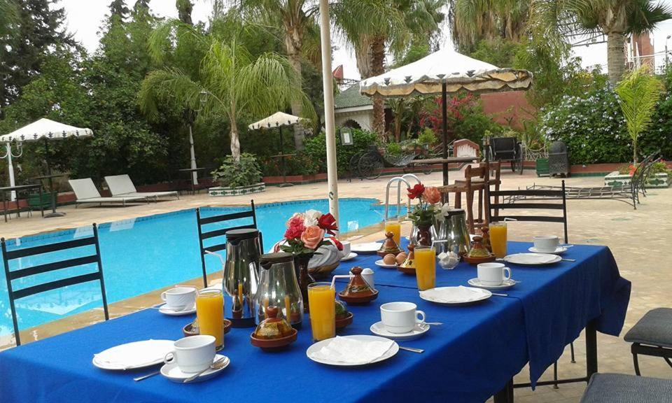 Hotel Riad L' Arganier D' Or Aït el Rhazi エクステリア 写真